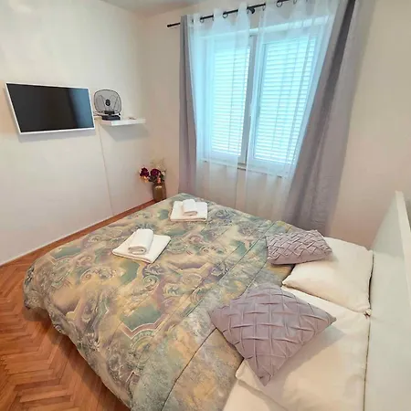 In 54687 Apartamento *